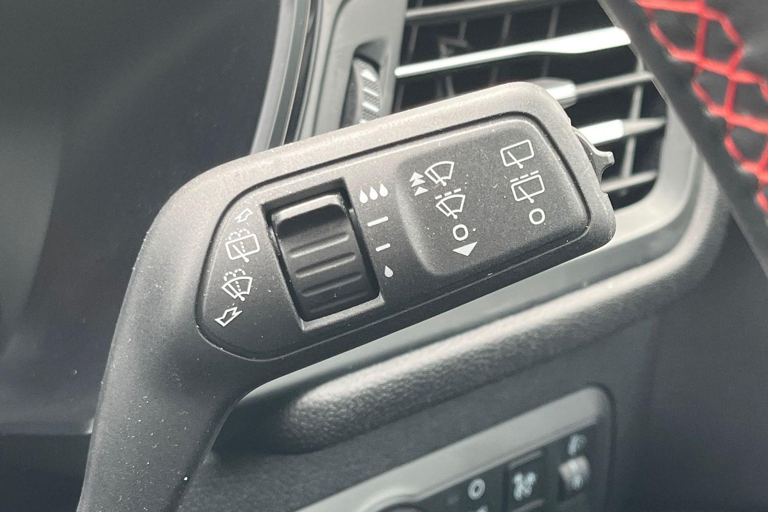 Ford KUGA Photo 14