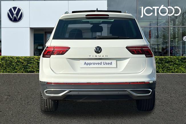 VOLKSWAGEN Tiguan Photo 7