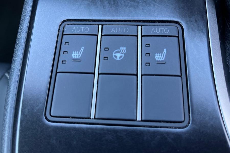 Lexus UX Photo autoimg-055b8b760fb91c03fe4870abbf4eb3165fdae357.jpg