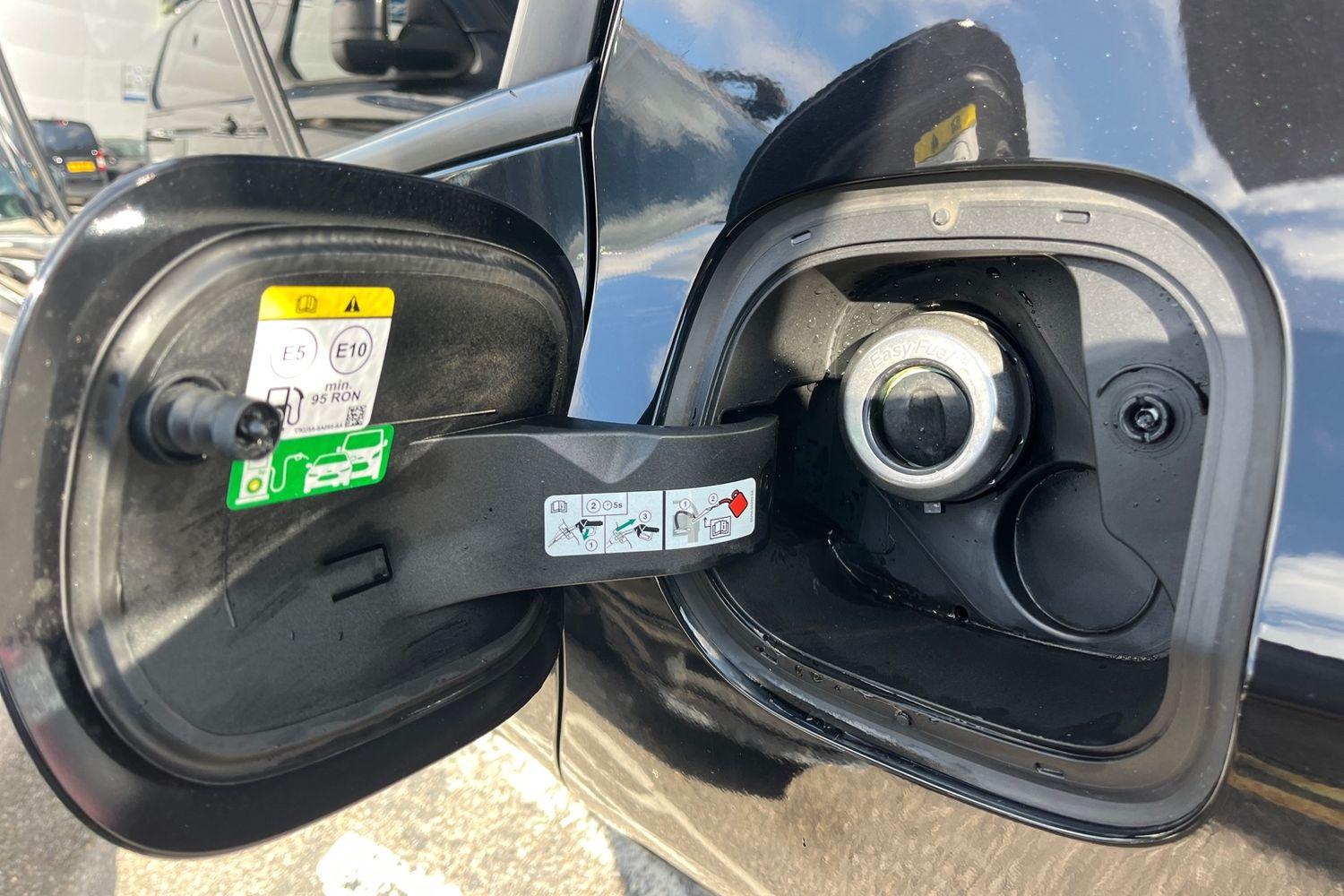 Ford FOCUS Photo 35