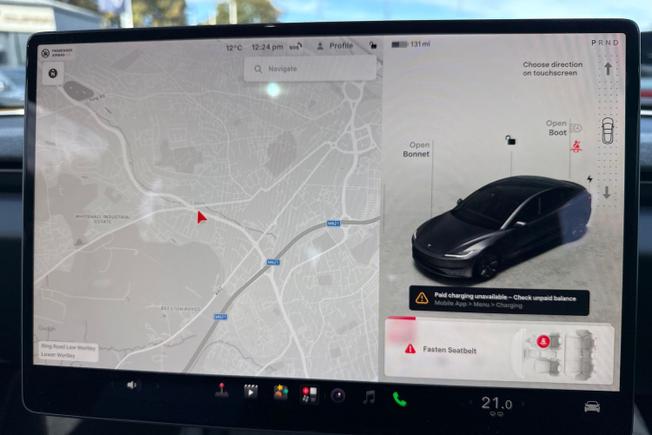TESLA Model 3 Photo 14