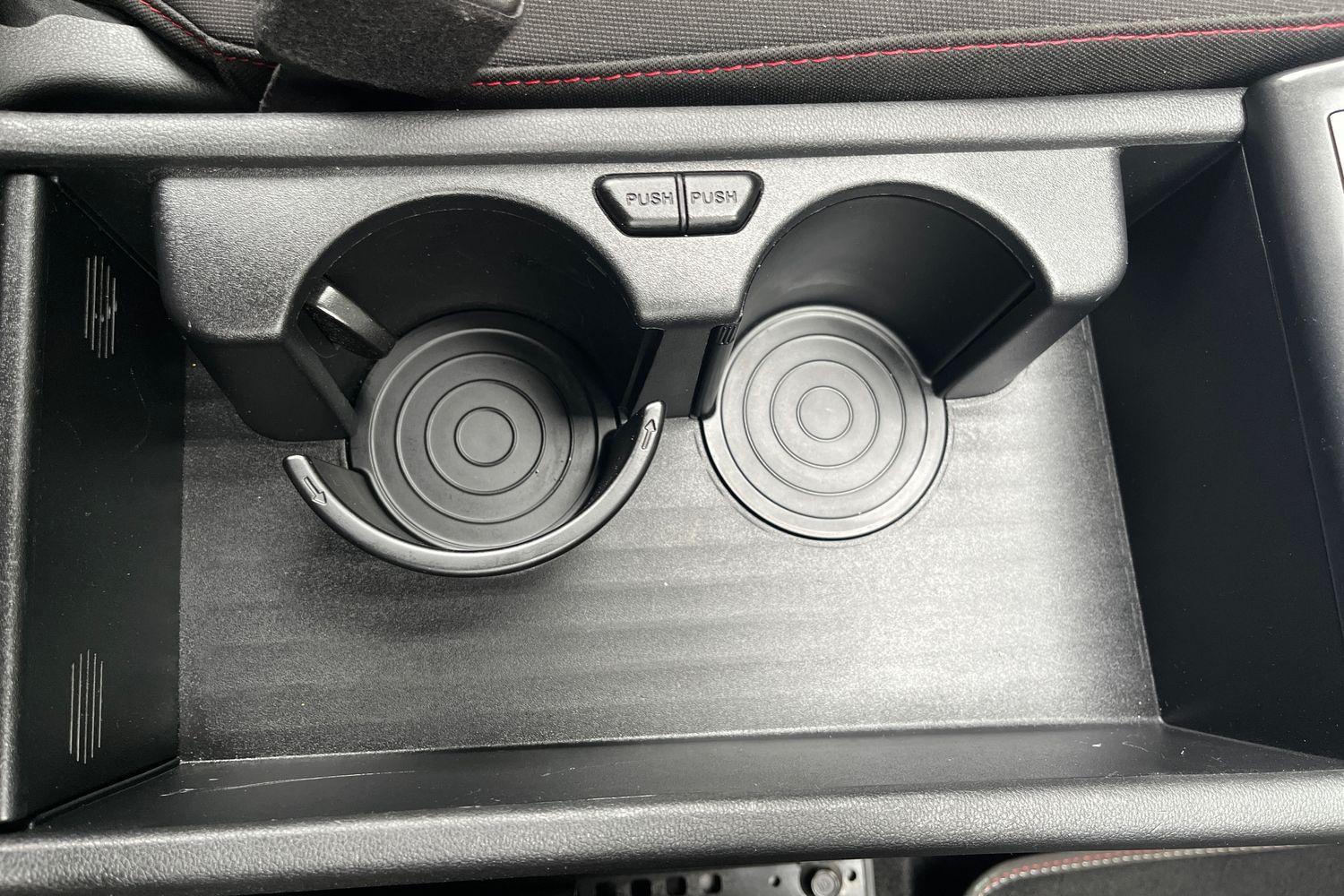 Hyundai KONA Photo 38