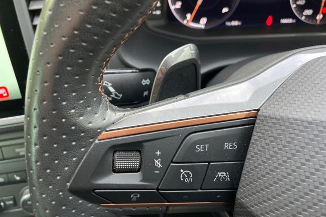 CUPRA Ateca Photo 16