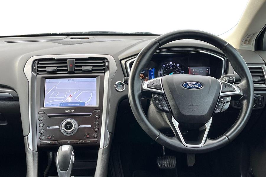 Ford MONDEO Photo autoimg-056e7c838e2d31ca031a47e3ebcea9bec2f4220e.jpg