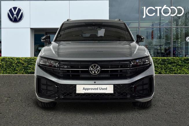 VOLKSWAGEN Touareg Photo 8
