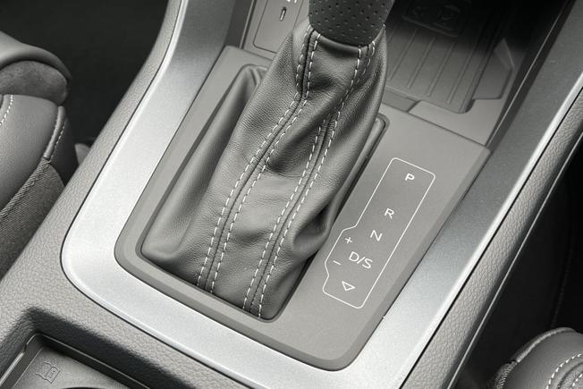 AUDI Q3 Photo 33