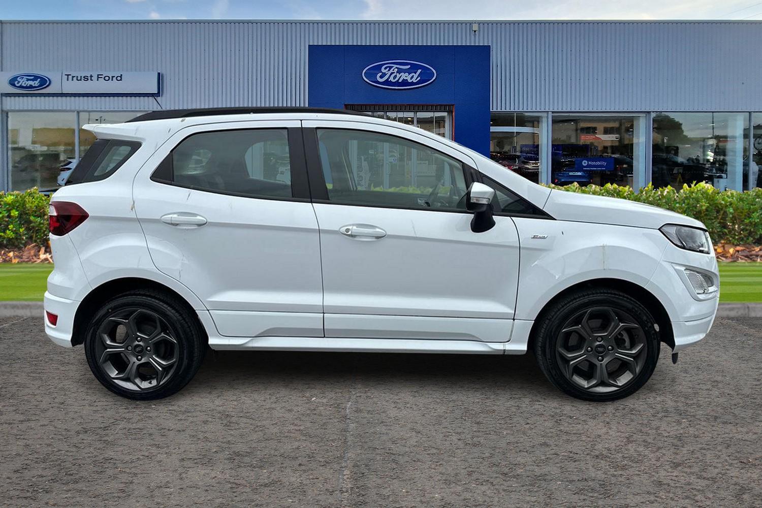 Ford ECOSPORT Photo 2