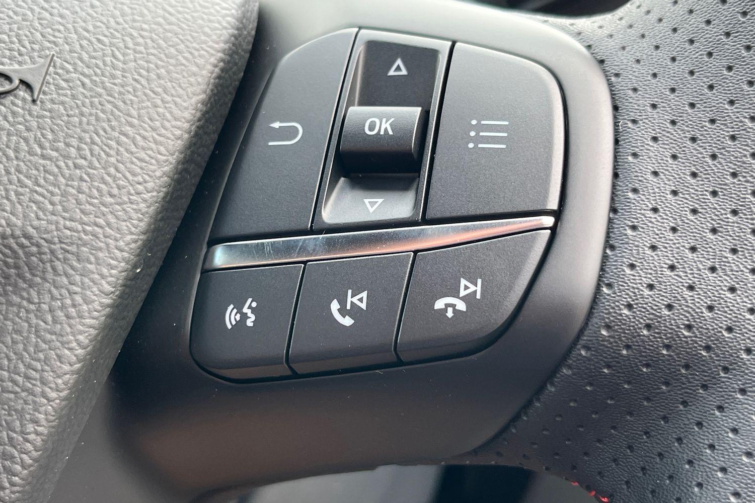 Ford FOCUS Photo 32