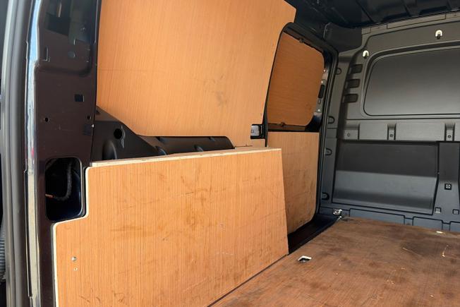 VOLKSWAGEN Caddy Maxi Photo 34