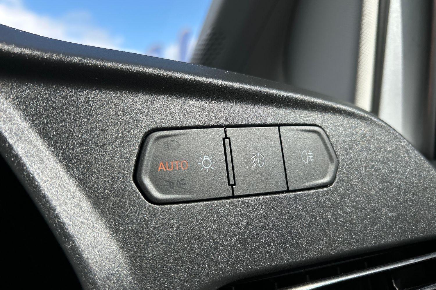 Ford TRANSIT CONNECT Photo 33