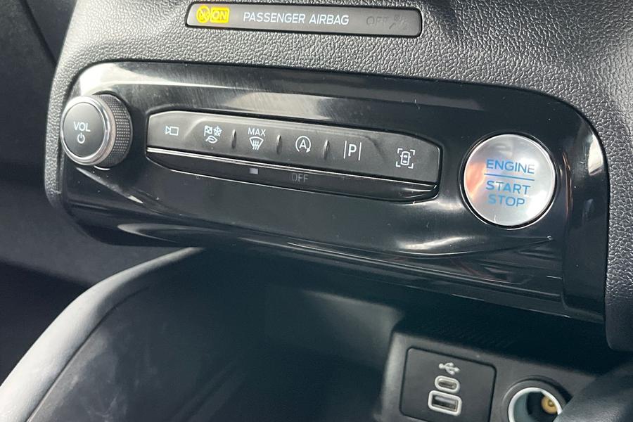 Ford KUGA Photo autoimg-057ed6ef2198a2a3c312f8162cfeec2244a341a2.jpg