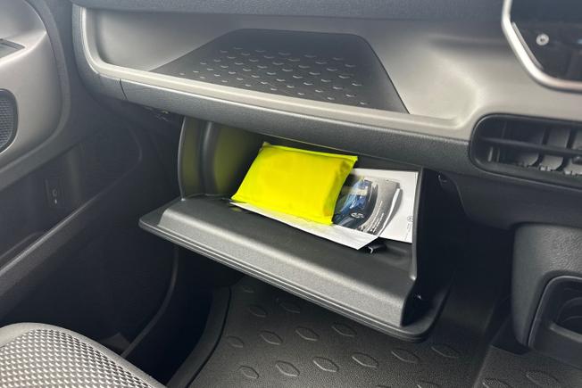 Volkswagen Id. Buzz Cargo Photo 41
