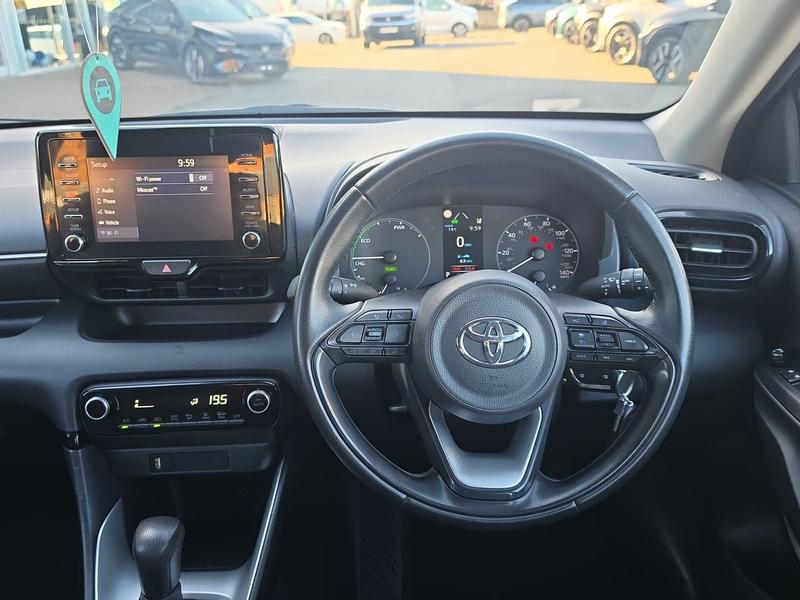 Used Toyota Yaris HF23YDA 12