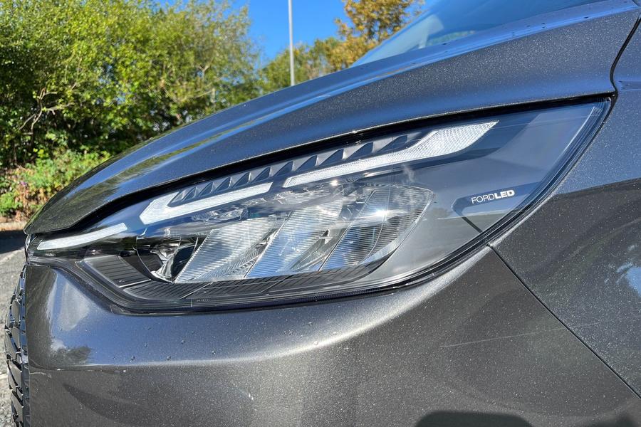 Ford E-TRANSIT CUSTOM Photo autoimg-05854d56620364c6321c6f4028a9e24b8302c4a7.jpg