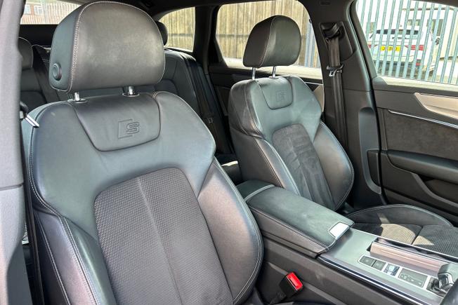 AUDI A6 Avant Photo 39