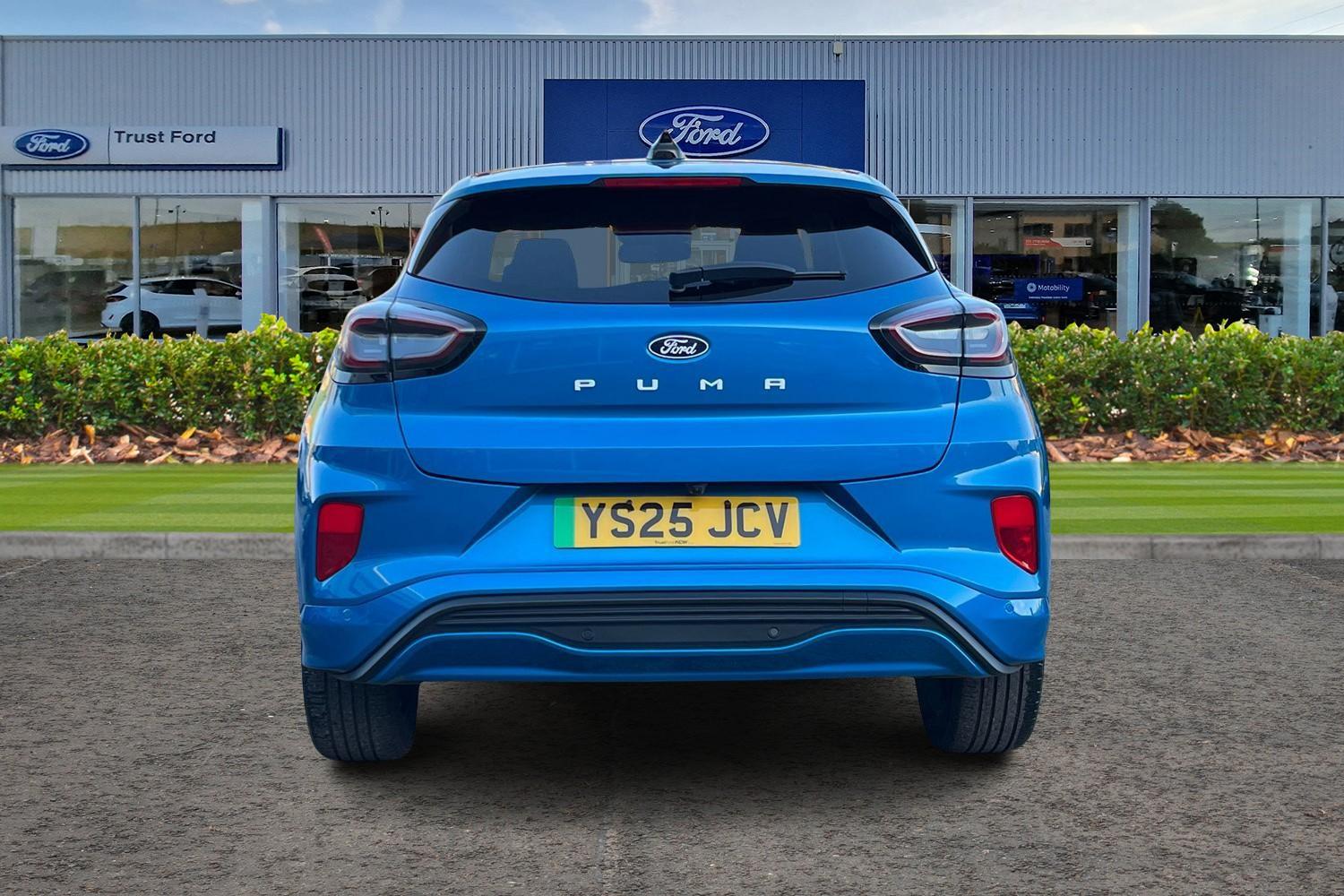 Ford PUMA GEN-E Photo 6