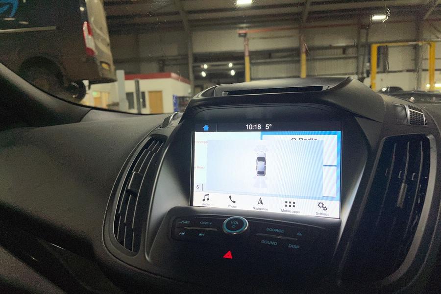 Ford KUGA Photo autoimg-058b5c7d6f0348635054ab2008bda814bf330ce8.jpg