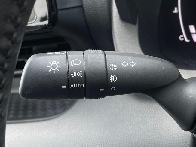 Toyota Yaris Photo 37