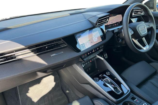 Audi A3 Photo 2