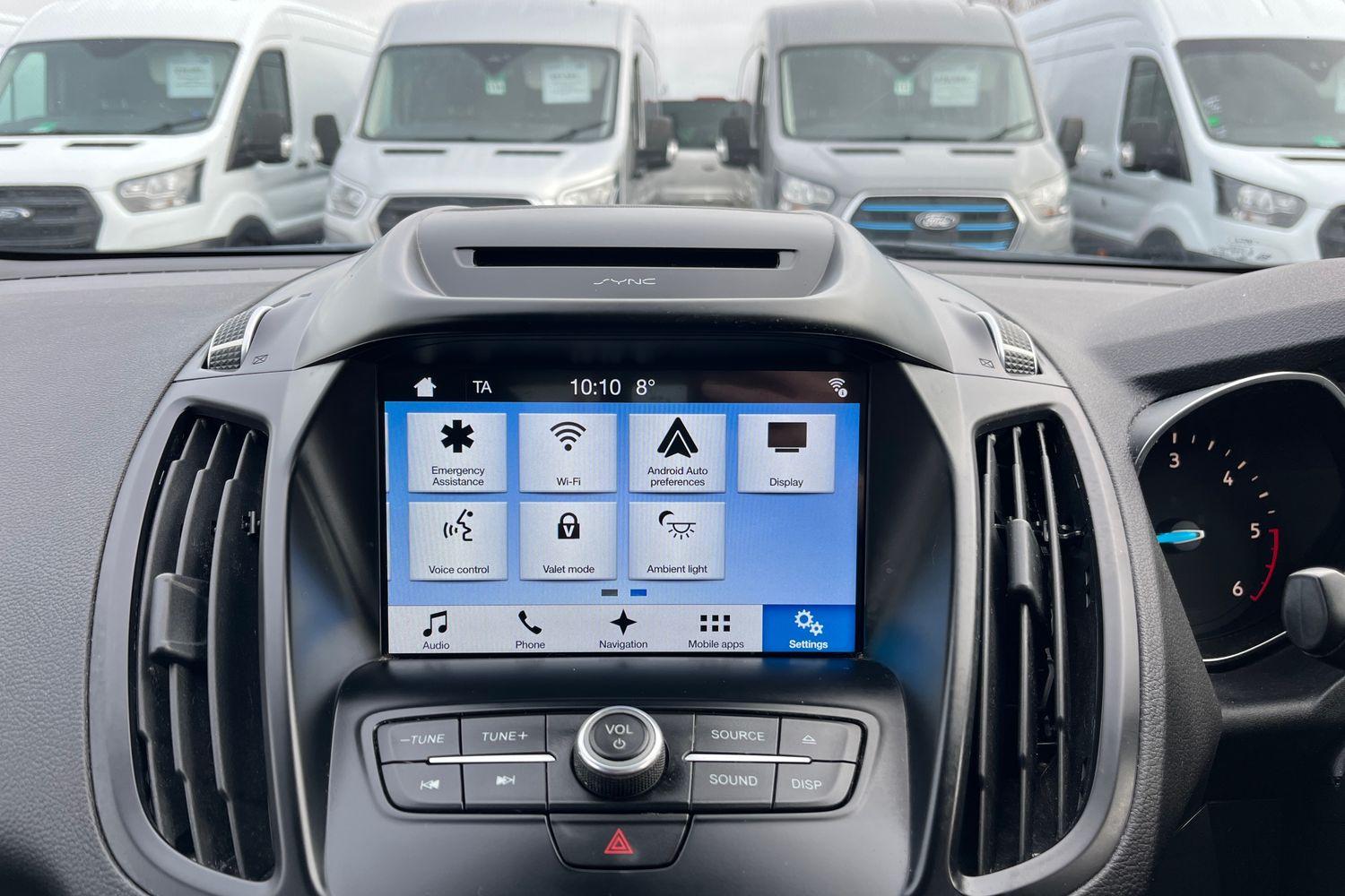 Ford KUGA Photo 32