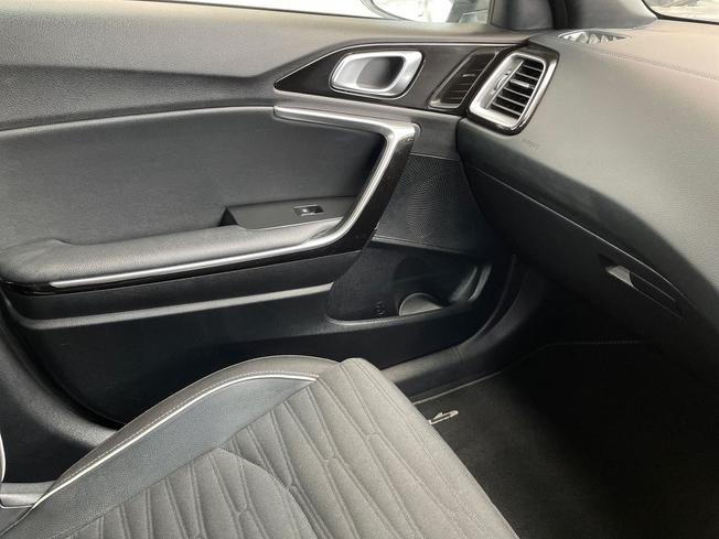 KIA Xceed Photo 51