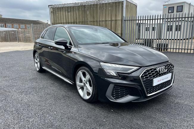 AUDI A3 Photo 21