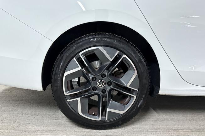 VOLKSWAGEN Passat Photo 5