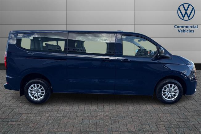 VOLKSWAGEN Transporter Shuttle Photo 4
