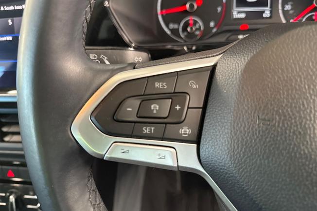 Volkswagen T-Cross Photo 16