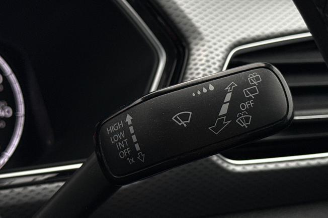 VOLKSWAGEN T-Cross Photo 39