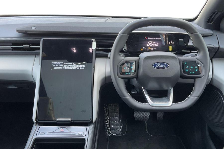 Ford EXPLORER Photo autoimg-05ae11a5b0245d96edf14249a794b03cca55735c.jpg