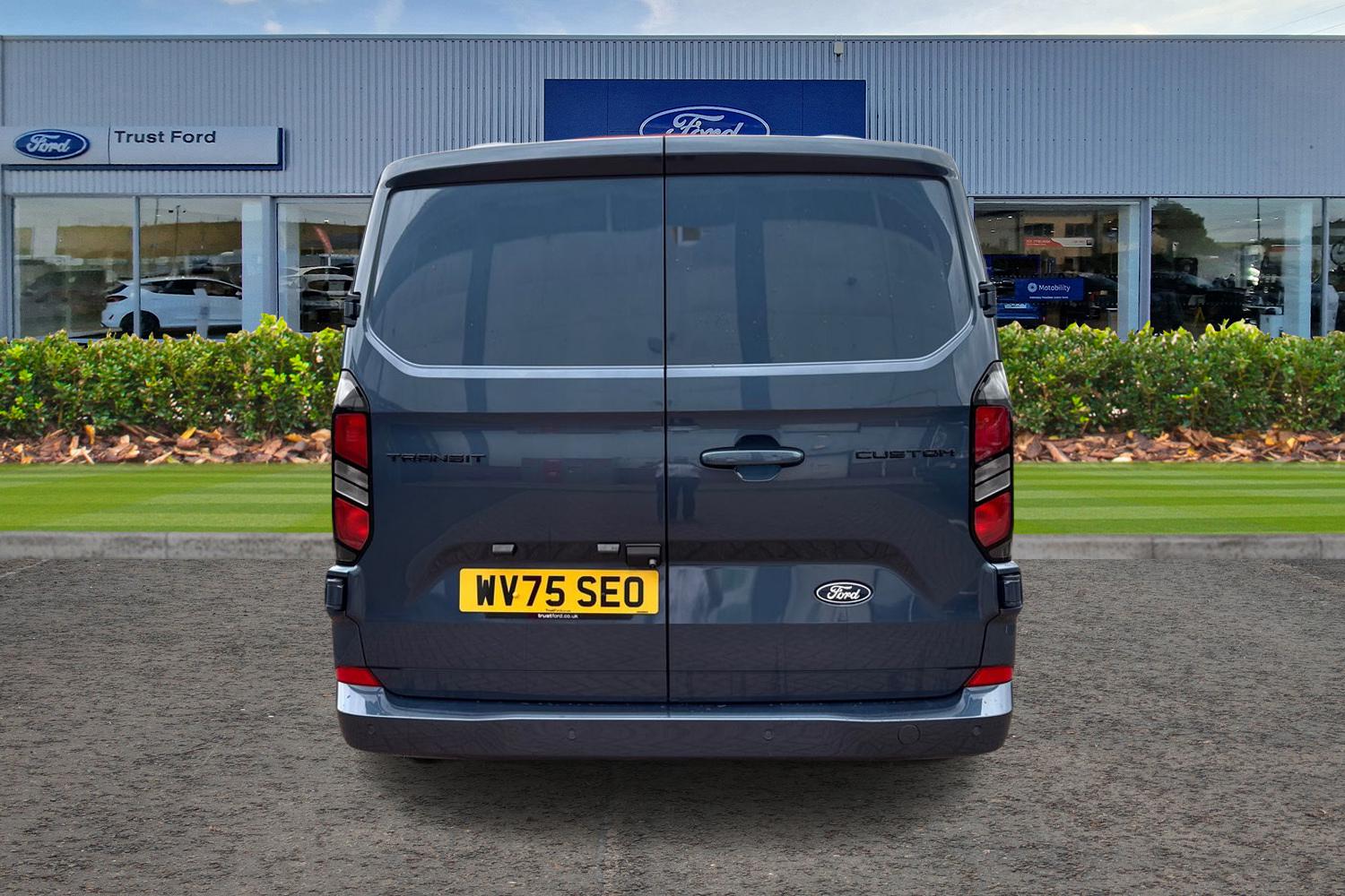 Ford TRANSIT CUSTOM Photo 12