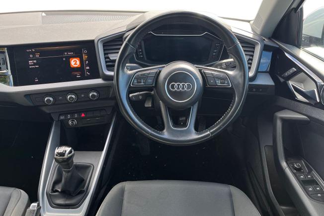 AUDI A1 Photo 11