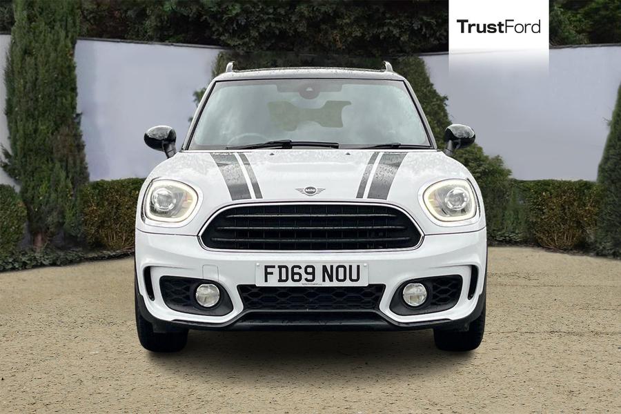 MINI Countryman Photo autoimg-05ba619e20b0bbfb7692125c46c7c28d268ecdc9.jpg