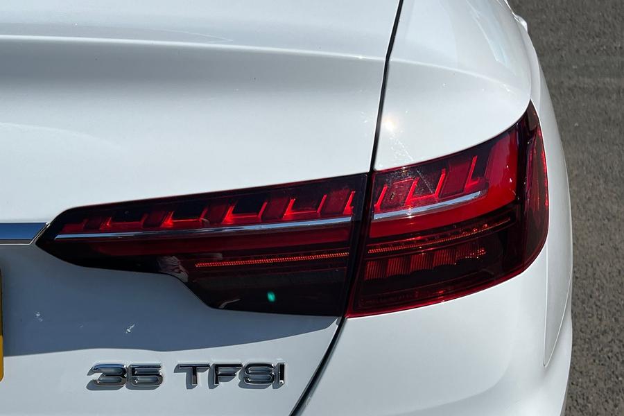 Audi A4 Photo autoimg-05be22488d89983136fcf7ffdf1daa863108f5b5.jpg