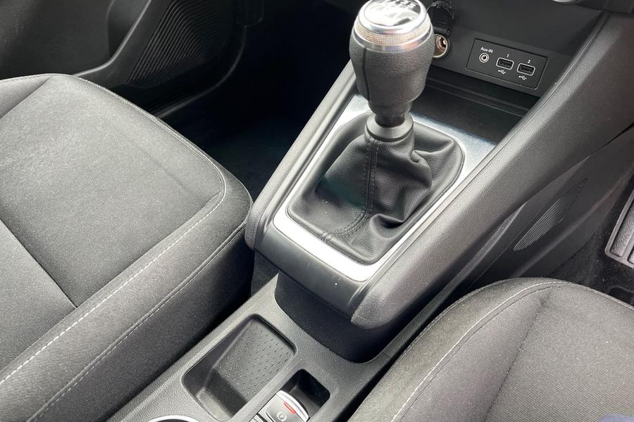 Renault CAPTUR Photo autoimg-05c1c0f3a1c9c3dbb5d688dcf416c148b20befd0.jpg