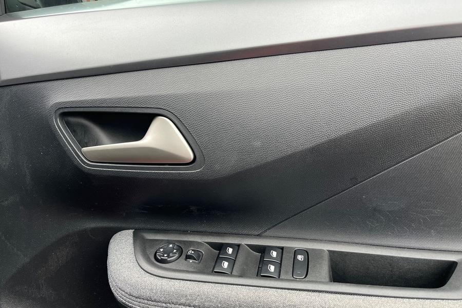 Vauxhall FRONTERA Photo autoimg-05c60e89ce743717615008fdf16856be8eccafdb.jpg