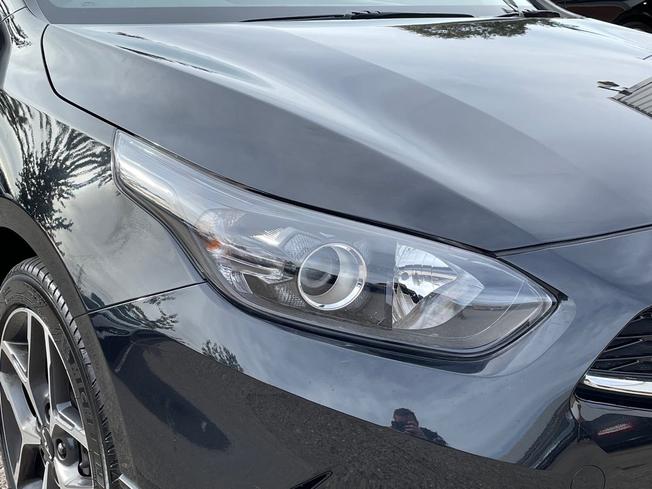 KIA Ceed Photo 19