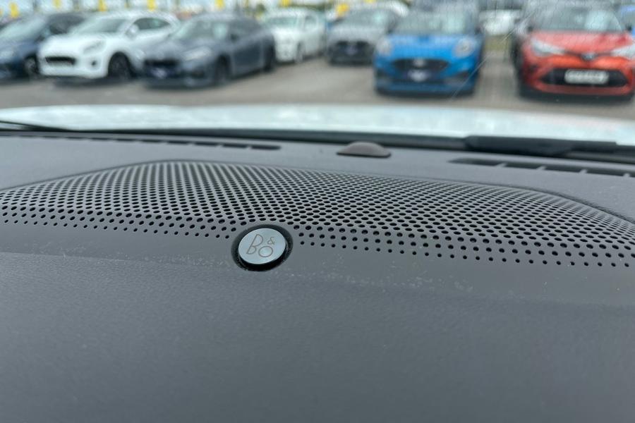 Ford Kuga Photo autoimg-05c9a9c7ffbd96a29bcab15a89bed640e23e3219.jpg