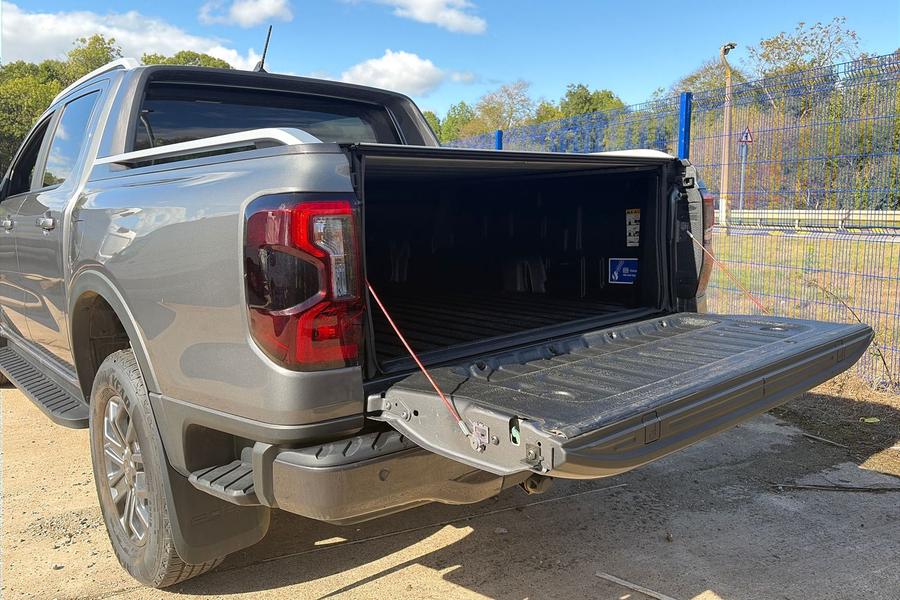 Ford RANGER Photo autoimg-05cdfc86591e389cbb76f47fac6a0fb34aa0dba5.jpg