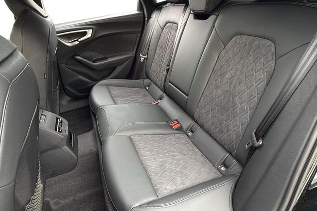 AUDI  A5 Saloon Photo 9