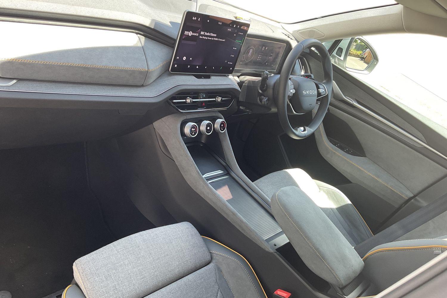 2025 Skoda Kodiaq thumbnail 3