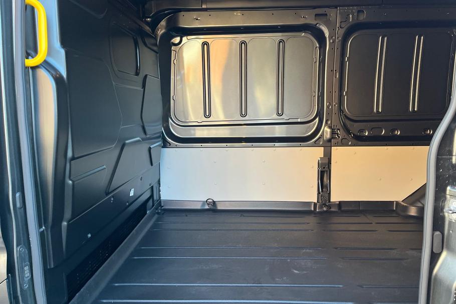 Used FORD E-TRANSIT MJ75CVC 11