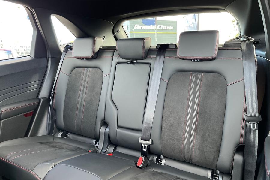 Ford KUGA Photo autoimg-05d1005939f41cc5e1ab1f82c1c5066150c3fc54.jpg