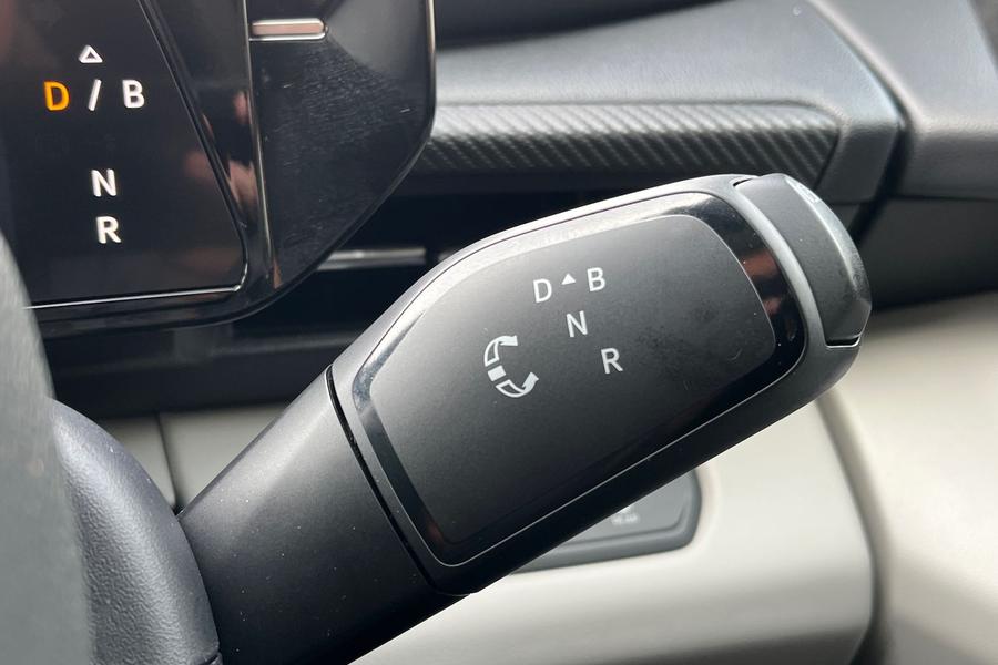Ford Explorer Photo autoimg-05d11365ee7f1fcef5ca06e08cce2be61e5a447c.jpg