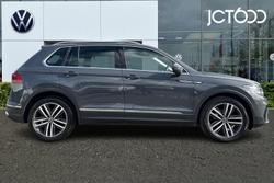 VOLKSWAGEN Tiguan Photo 4