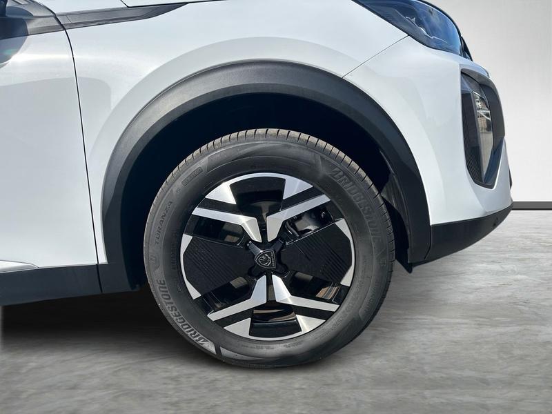 Used Peugeot 2008 KJ25ZVG 9