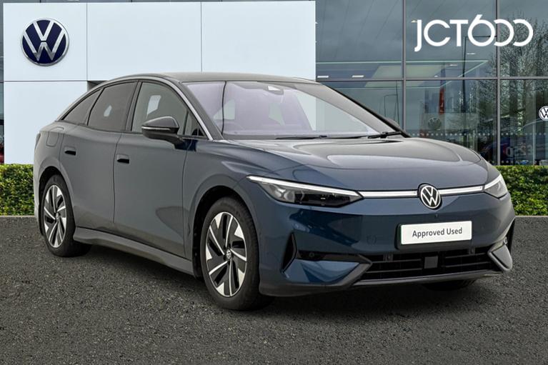 Used 2024 VOLKSWAGEN Id.7 210kW Launch Edition Pro 77kWh 5dr Auto Blue at JCT600