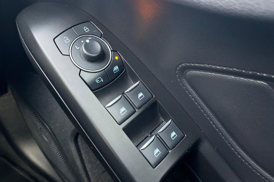 Ford Focus Photo autoimg-05d9a7336a3a446ac8351b021ec6bdcf6b7e26bc.jpg