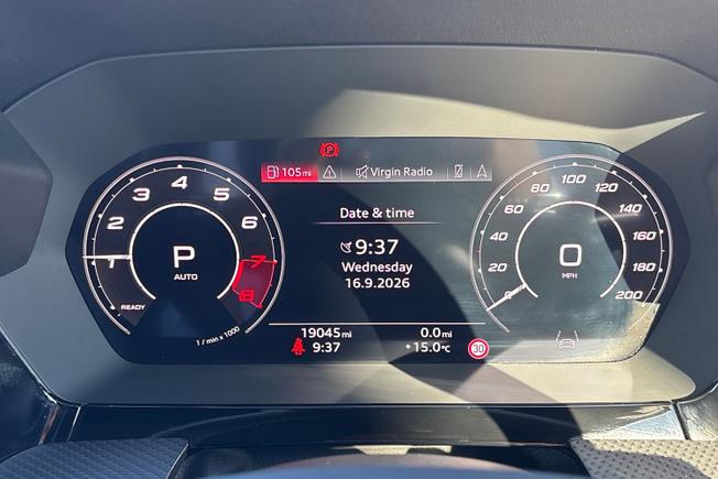AUDI RS3 Photo 15